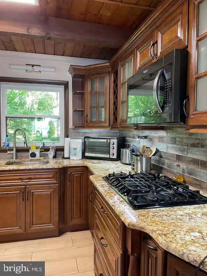 2044 Big Winona Rd, East Stroudsburg, PA 18302 - #2