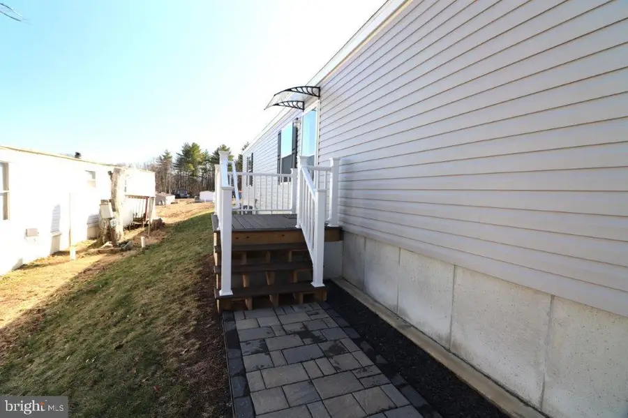 5016 Old Timber Rd, Stroudsburg, PA 18360 - #2