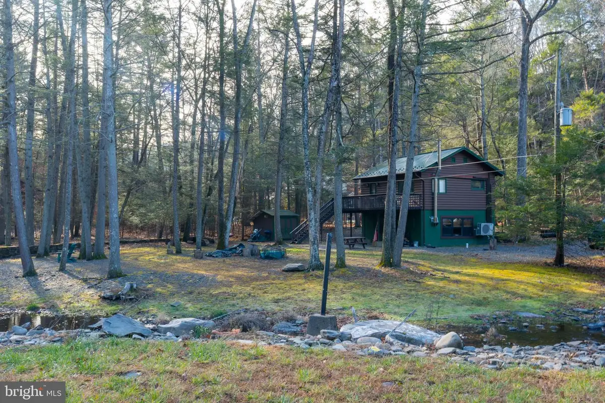 2138 Bridge Side Dr, East Stroudsburg, PA 18302 - #1