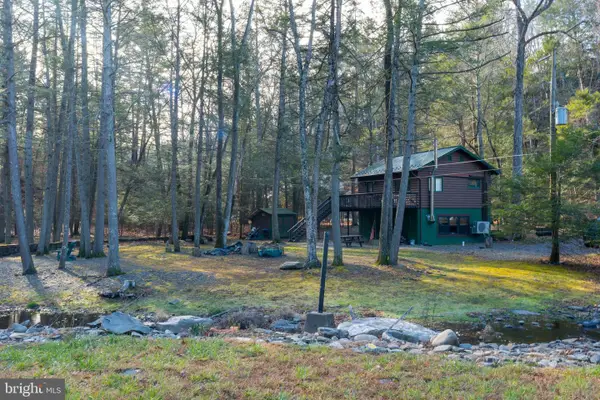 2138 Bridge Side Dr, EAST STROUDSBURG, PA 18302