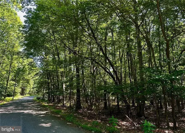 500 Sumac Ct, KUNKLETOWN, PA 18058