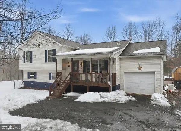 199 Magic Mountain Rd, HENRYVILLE, PA 18332