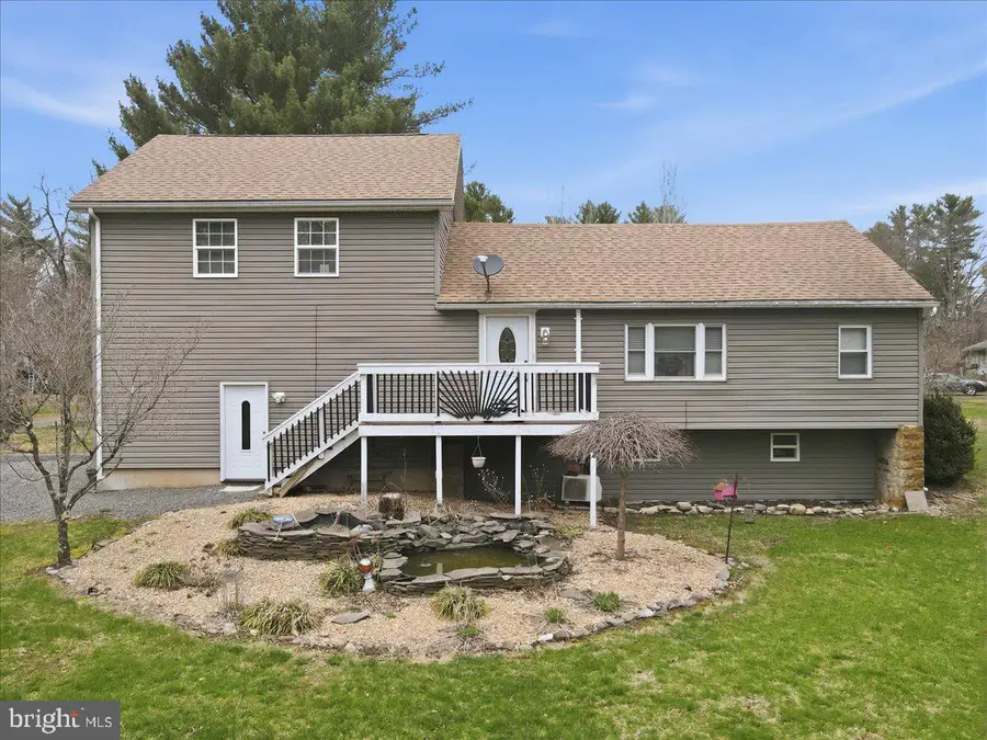 1544 County Park Rd, Gilbert, PA 18331 - #2