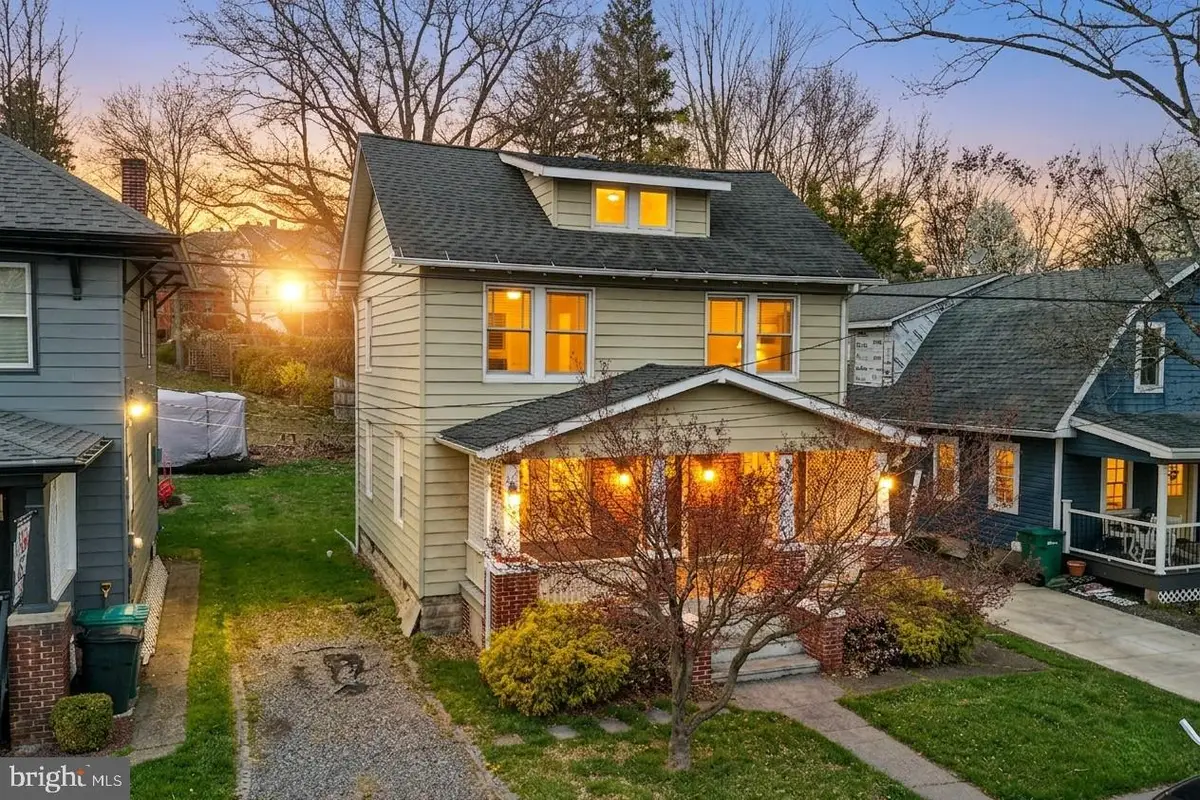 605 Wallace St, Stroudsburg, PA 18360 - #1