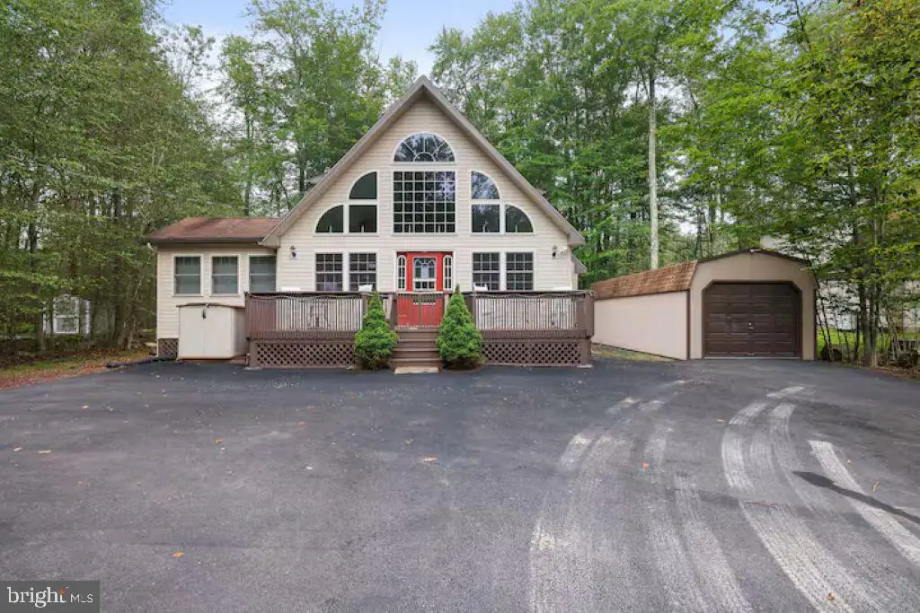 7118 Winnebago Dr, Pocono Lake, PA 18347 - #1