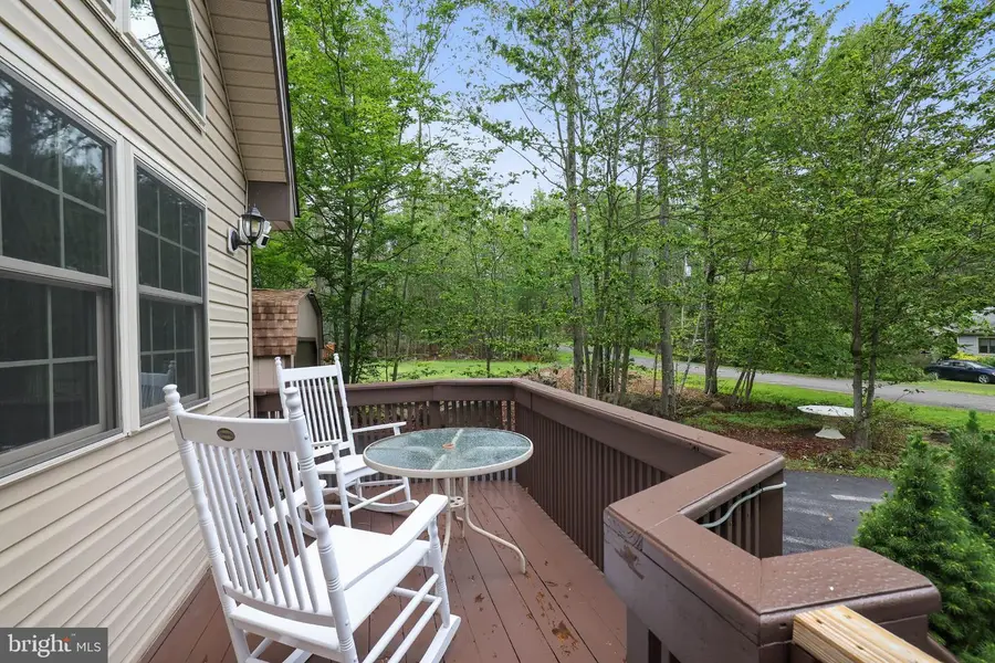7118 Winnebago Dr, Pocono Lake, PA 18347 - #3