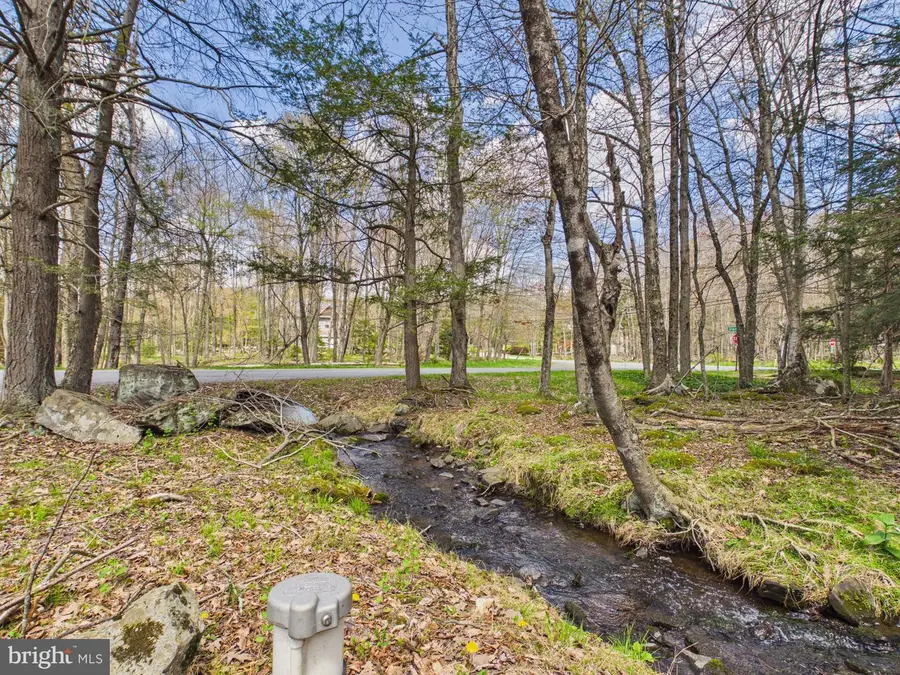 1482 Arrowhead Dr, Pocono Lake, PA 18347 - #3