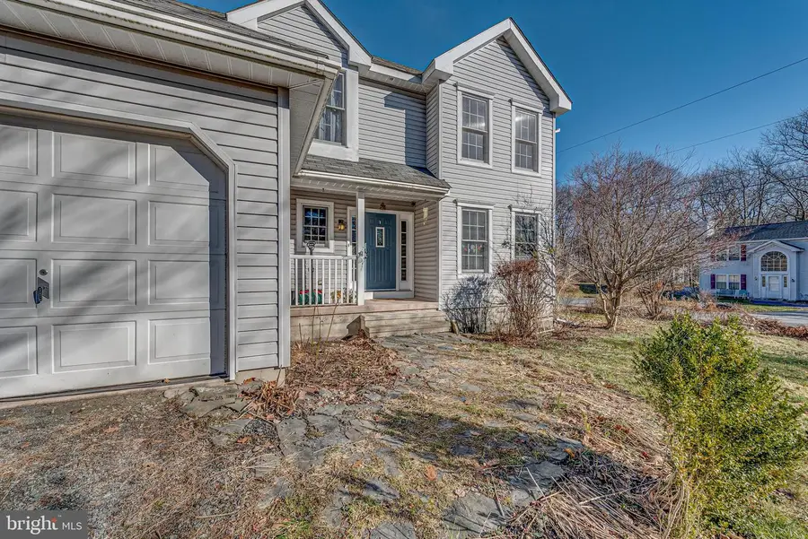 1624 Cotswold Rd, Tobyhanna, PA 18466 - #3