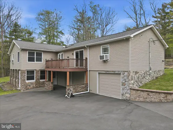 58 Brush Dr, EAST STROUDSBURG, PA 18302