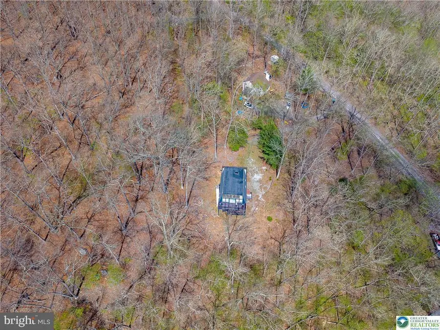207 Bunsen Ct, East Stroudsburg, PA 18302 - #3