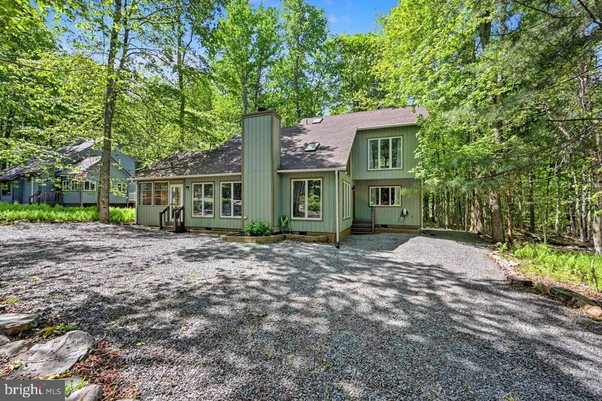 154 Moshannon Dr, Pocono Lake, PA 18347 - #1