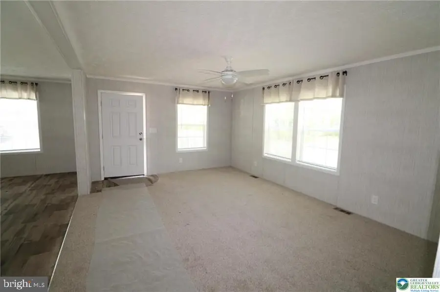 5020 Old Timber Rd, Stroudsburg, PA 18360 - #3