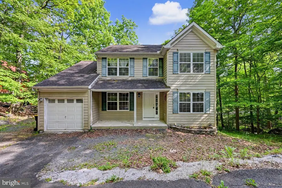 112 Cedar Ln, East Stroudsburg, PA 18302 - #3