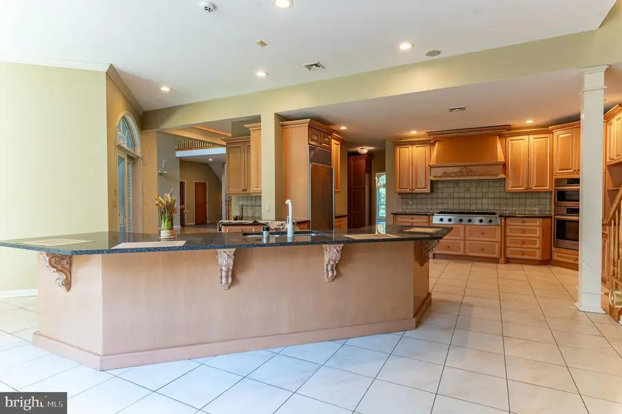 441 Hidden Lake Dr, East Stroudsburg, PA 18302 - #3