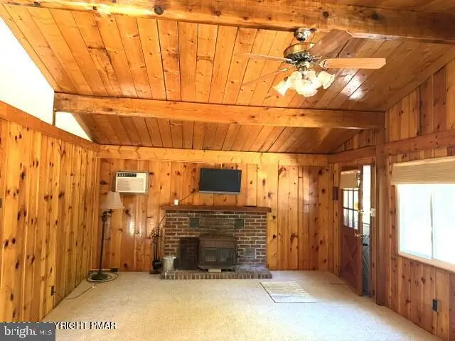 241 Champlain Dr, Tobyhanna, PA 18466 - #2