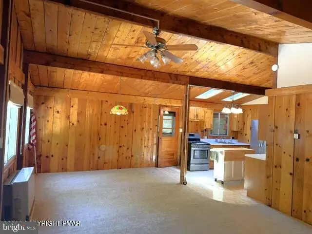 241 Champlain Dr, Tobyhanna, PA 18466 - #3