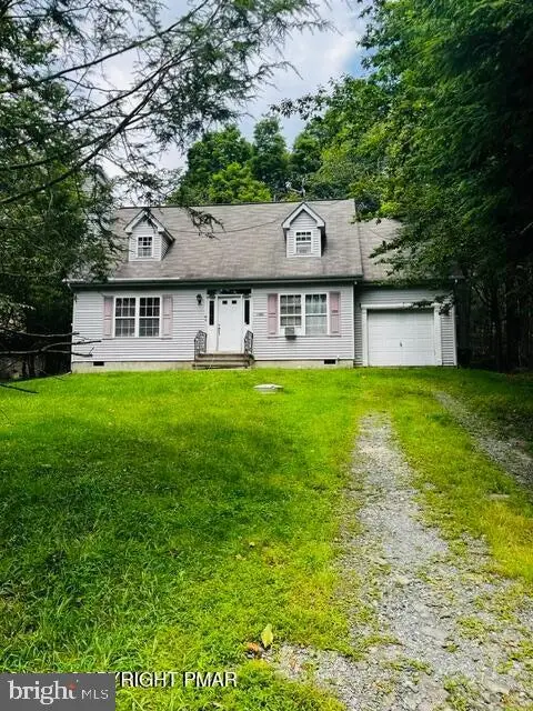 2444 Winding Way, TOBYHANNA, PA 18466