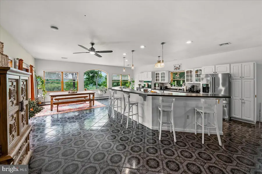 3381 Turkey Rd, Stroudsburg, PA 18360 - #3