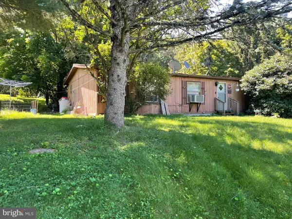 134 Butternut St, KUNKLETOWN, PA 18058
