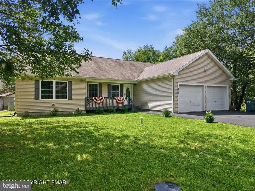 3106 Briarwood Dr, Tobyhanna, PA 18466 - #2