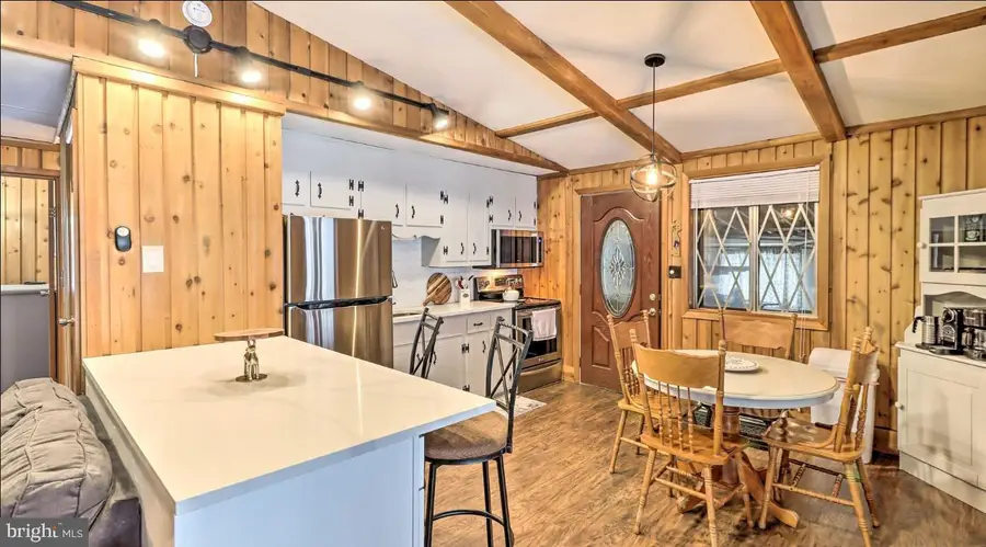 113 Beech Ln, Pocono Lake, PA 18347 - #2