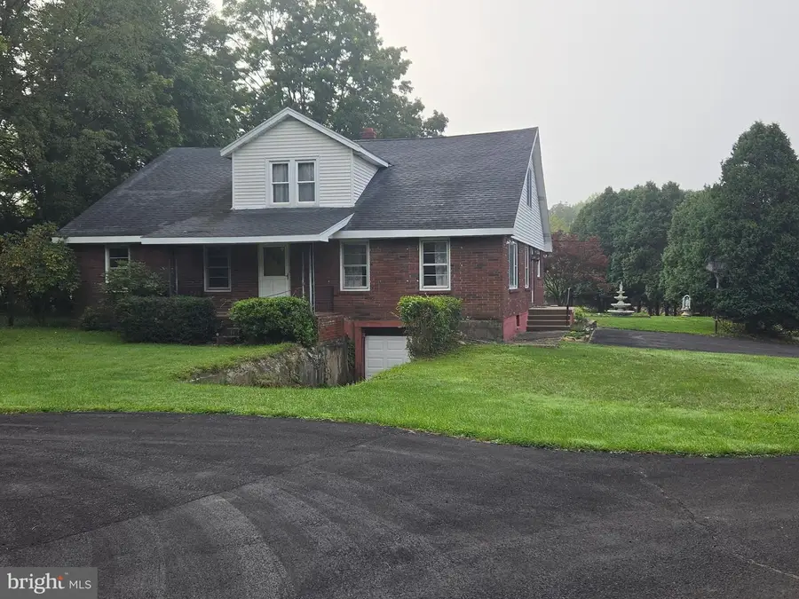 2115 W Main St, Stroudsburg, PA 18360 - #2