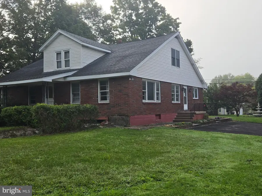2115 W Main St, Stroudsburg, PA 18360 - #3