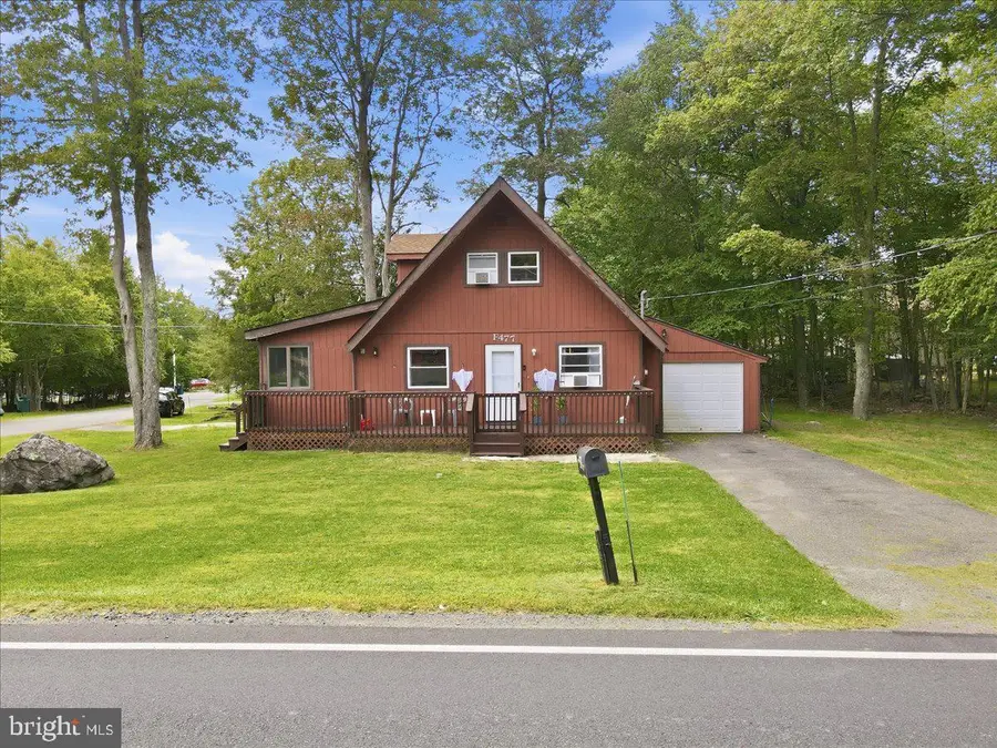 593 Country Place Dr, Tobyhanna, PA 18466 - #2