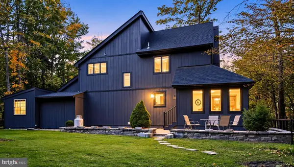 6361 Cherokee Trl, TOBYHANNA, PA 18466