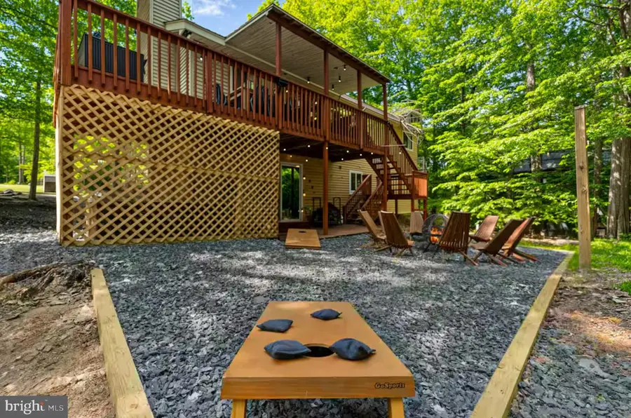 8123 Mayfair Rd, Tobyhanna, PA 18466 - #2