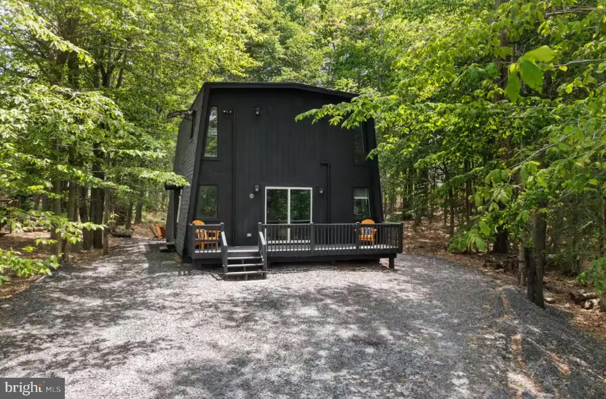 3357 Woodland Dr, Tobyhanna, PA 18466 - #1
