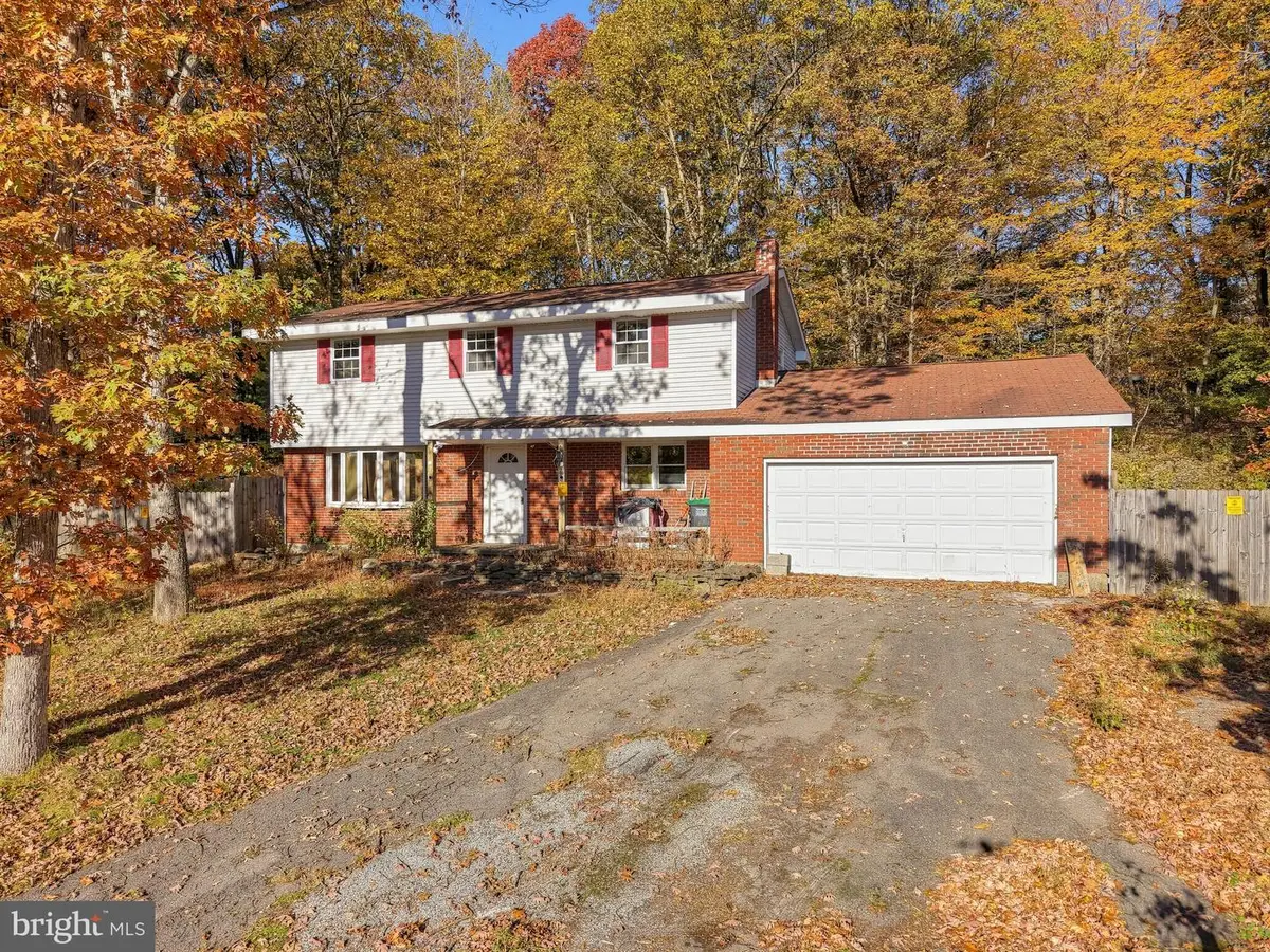 10 Hemlock Rd, Mount Pocono, PA 18344 - #1