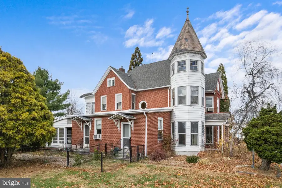 47 Cherry St, Walnutport, PA 18088 - Image #3