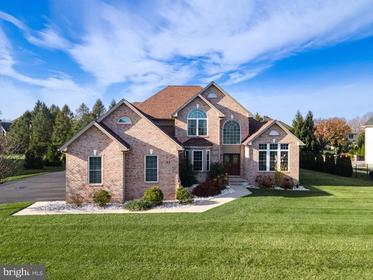 62 Surrey Dr, Easton, PA 18045 - Image #1