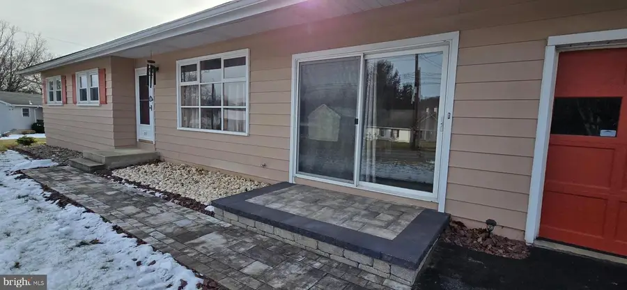 315 Long Lane Rd, Walnutport, PA 18088 - Image #2