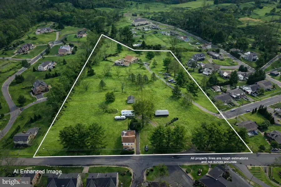 1501 Detweiler Ave, Hellertown, PA 18055 - Image #2