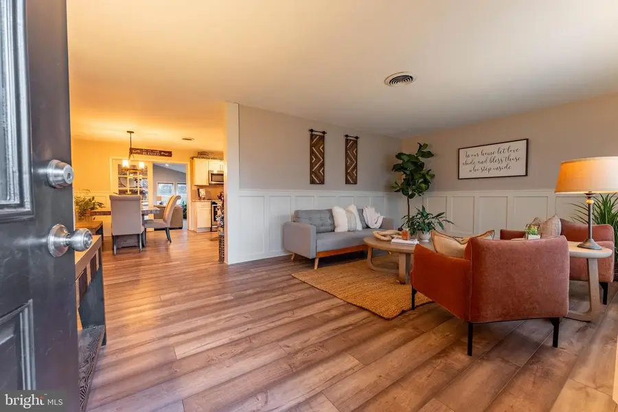 345 S Whitfield St, Nazareth, PA 18064 - Image #3