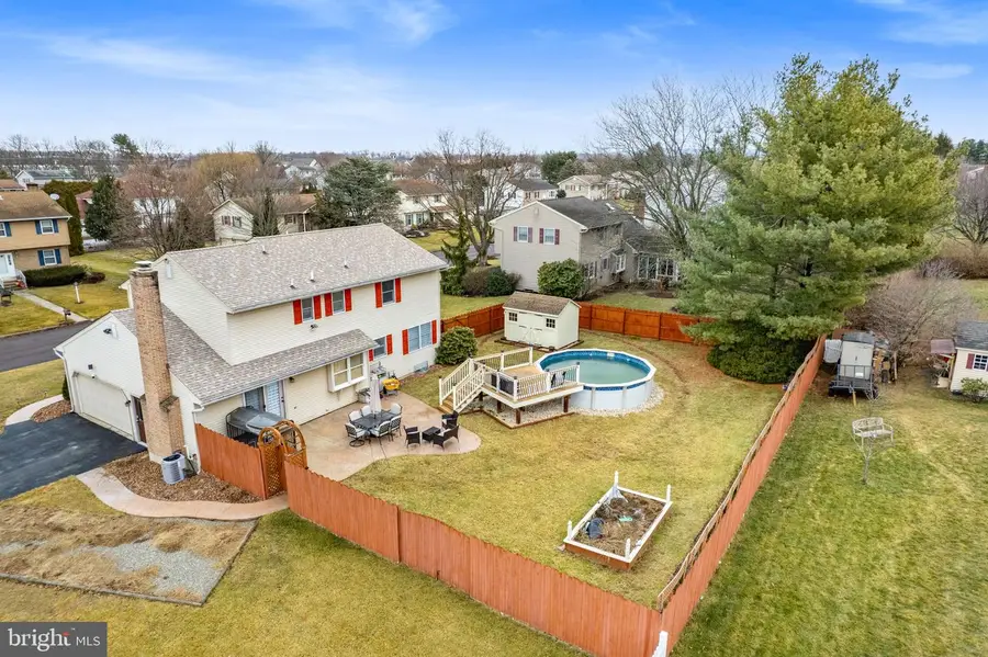 402 Florentine Dr, Easton, PA 18040 - #3