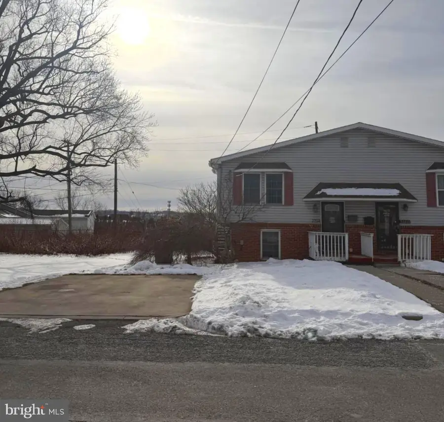 2734 Columbia St, Easton, PA 18045 - #2