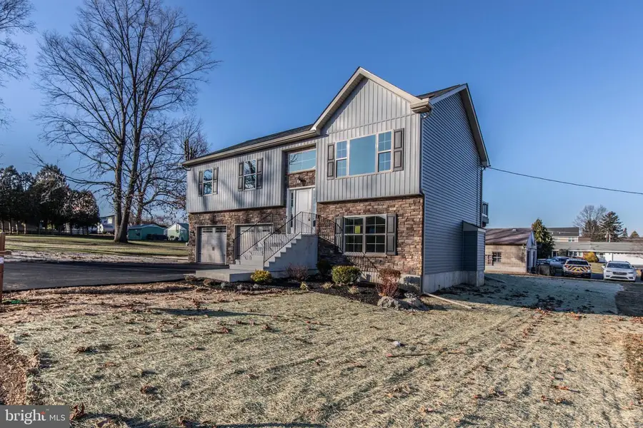 2850 Jefferson St, Bethlehem, PA 18020 - Image #2