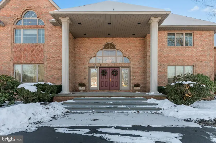 3640 Manor Rd, Bethlehem, PA 18020 - Image #3