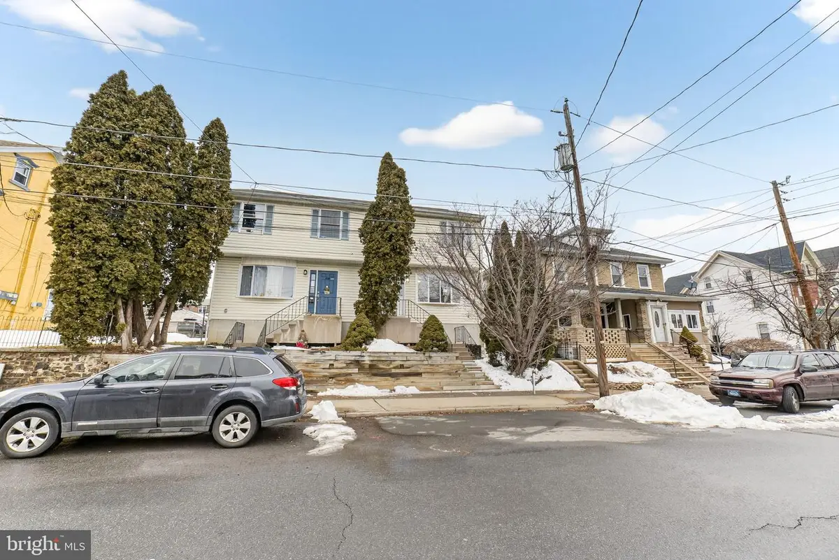 708 Cherokee St, Bethlehem, PA 18015 - #1