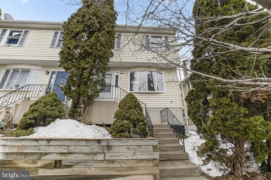 708 Cherokee St, Bethlehem, PA 18015 - #2