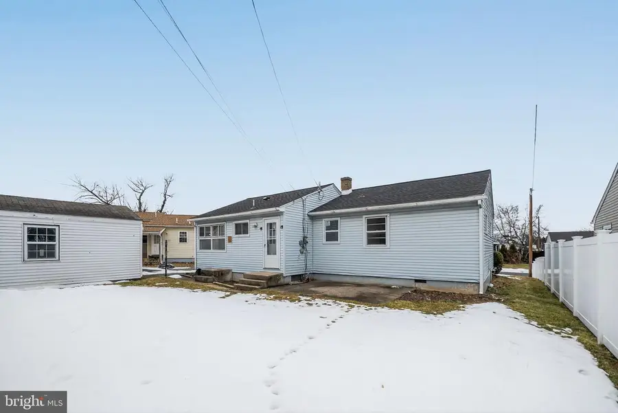 1569 Fleming St, Bethlehem, PA 18017 - #3