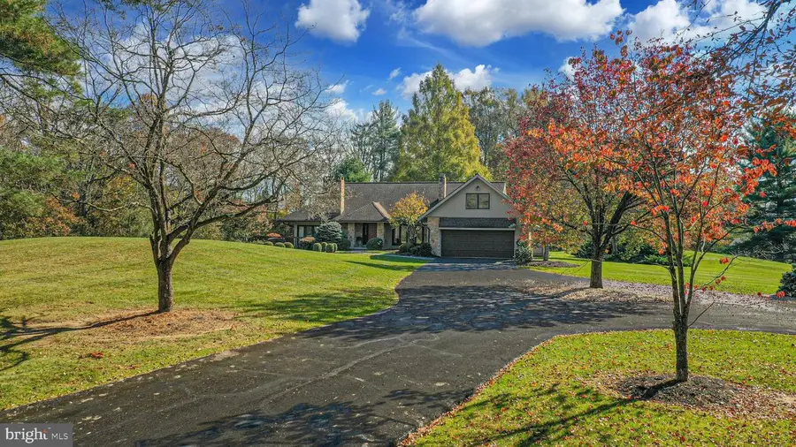 1588 Saucon Valley Rd, Bethlehem, PA 18015 - #2