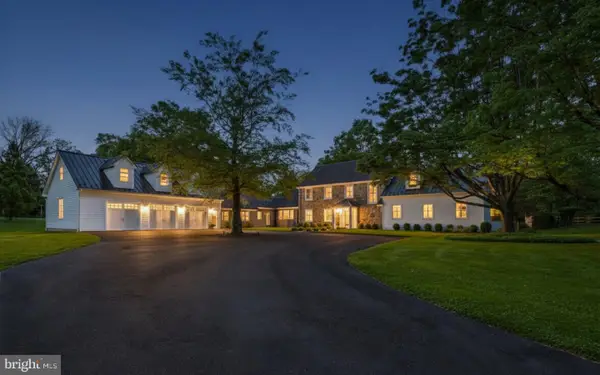 1803 Apple Tree Ln E, BETHLEHEM, PA 18015