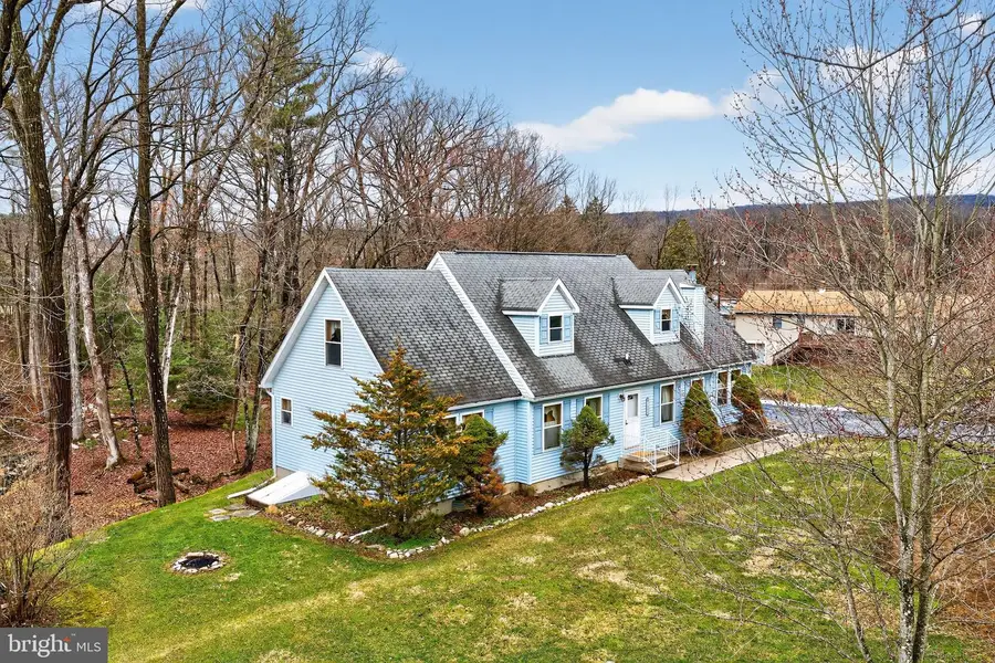 1089 Walnut Dr, Danielsville, PA 18038 - #3