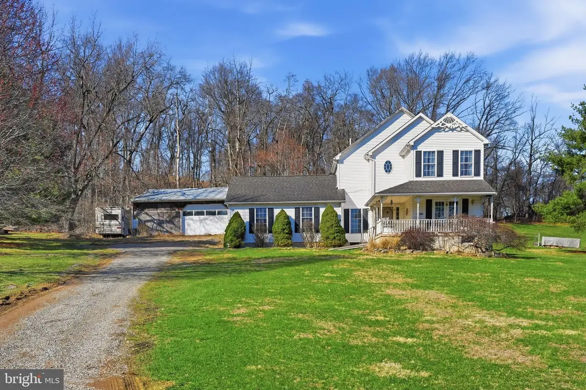 2531 Apple St, Hellertown, PA 18055 - #1