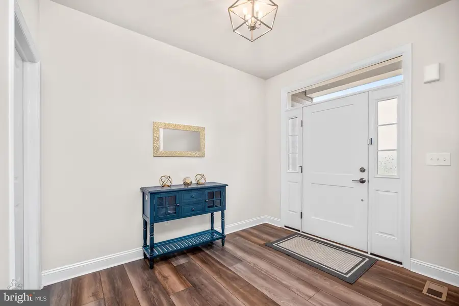 70 Kate Ct, Easton, PA 18042 - #3