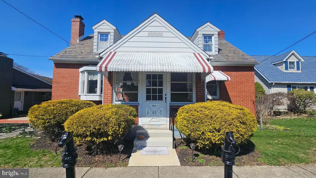 65 Hess Ave, Hellertown, PA 18055 - #1